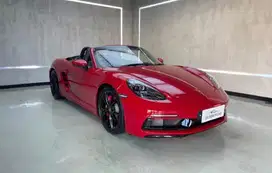Porsche Boxster S 718 Carmine Red on Black
