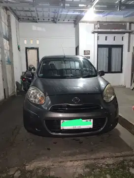 Nissan March 2013 Bensin