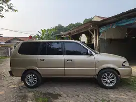 Toyota Kijang 2000 Bensin