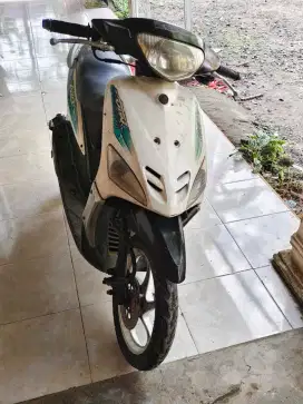 Mio sporty seken dijual cepat nego dikit oklah
