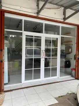 di jual pintu almunium kaca tebal untuk butik atau cafe