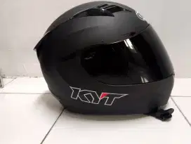 Helm KYT R10 Black Doff