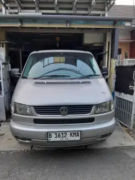 VW CARAVELLE GL 2.5 BENSIN TH 1999