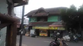 Rumah toko pinggir jalan Raya Taman Meruya Ilir