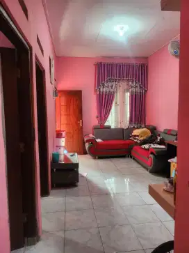 Jual rumah serta perabotnya , SHM
