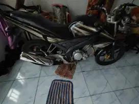 DIJUAL!!! YAMAHA VIXION 150 2012 HITAM