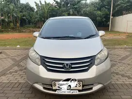 For sale cash Honda freed PSD 2011