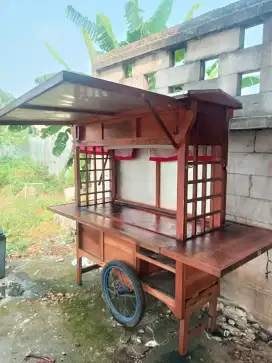 Gerobak bekas dimsum siap pakai