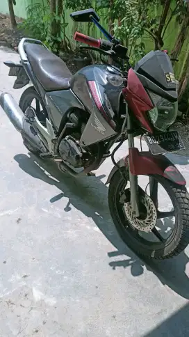 Jual motor honda newmegapro