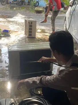SERVICE AC, PERBAIKAN AC NETES TDK DINGIN,ISI FREON BONGKAR PASANG