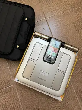 Timbangan Omron Karada