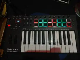 M audio Oxygen pro 25 midi controller