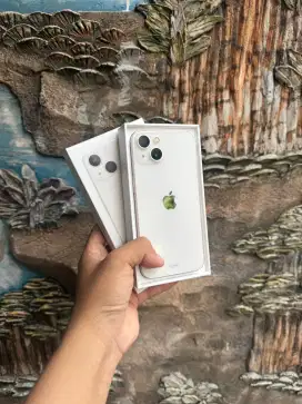 iPhone 13 starlight 128 hb 100 garansi on desm 2025 Fullset