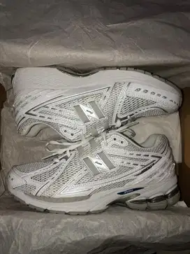 New NB 1906r Lengkap Sama Box