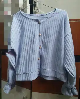 Cardigan Biru pastel