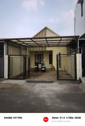 Disewakan rumah di cisaranten kulon