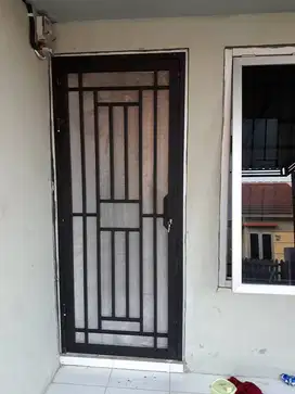Pintu Teralis Jendela Besi Minimalis