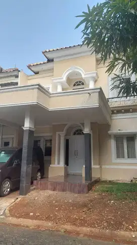 Disewakan rumah di Raffles Hills Cibubur Blok O