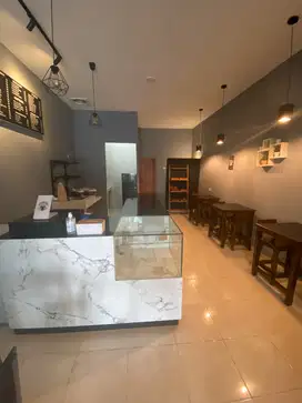 Meja barista untuk kafe