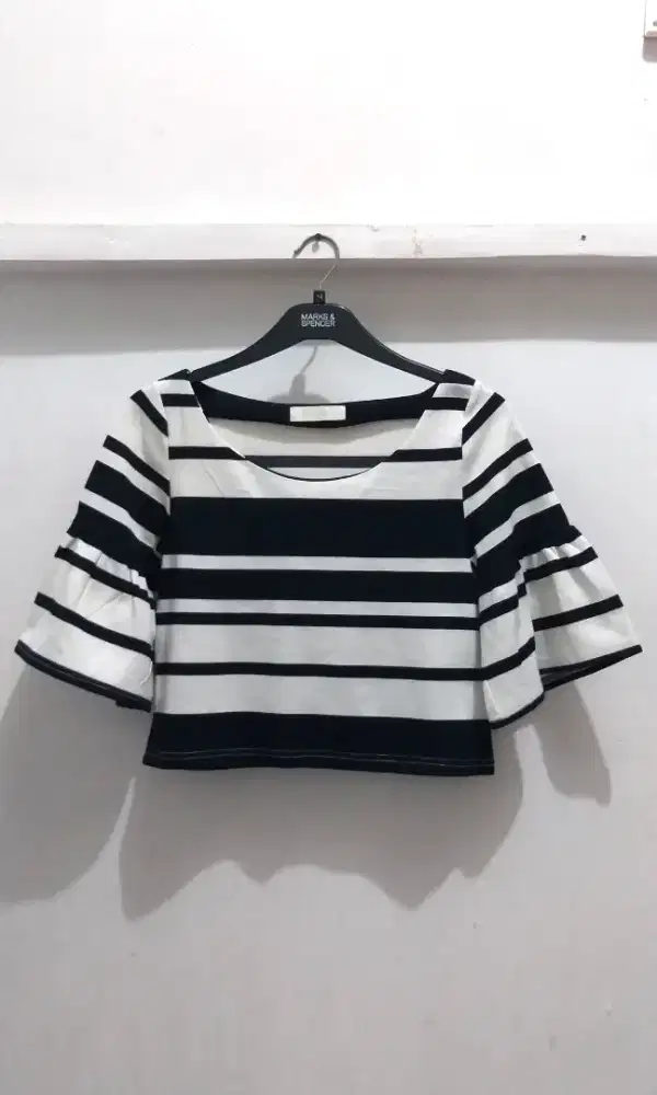 Atasan Cropt Top