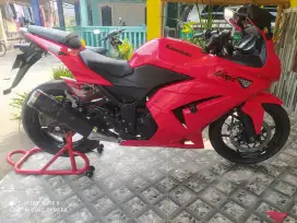 Kawasaki ninja 250cc 2011 km low