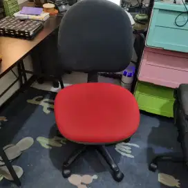 Kursi meja kerja Chitose
