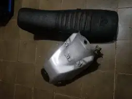 Sepasang tangki klx bf original