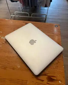 DIJUAL MACBOOK PRO 2015 MINUS