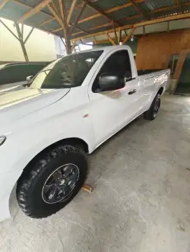 strada triton single cabin 2017 4x4