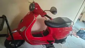 Dijual vespa lx3v 2013