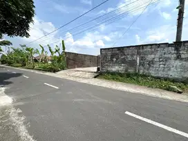 Dekat Hotel Hyatt, Tanah Tepi Jalan Aspal SHM Ready