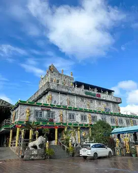 Dijual Hotel Bintang 3 yang masih beroperasi Di kawasan batam centre.