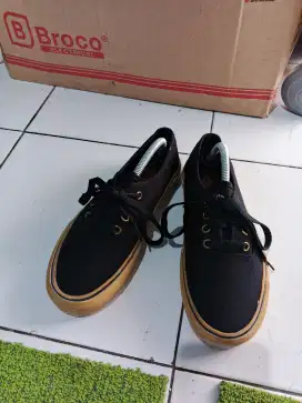 Vans Authentic Classic Black Gum