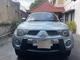 Strada Triton Exceed 2009 DCAB 4x4 MT
