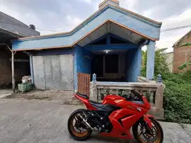 Rumah depan RS.dr oen solobaru cocok buat kost2 an