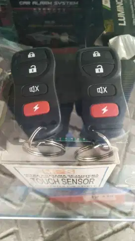 Pasang Alarm Mobil dan Variasi Lampu
