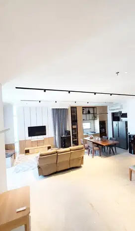 Sewa Apartemen Essence Darmawangsa 3BR Furnished