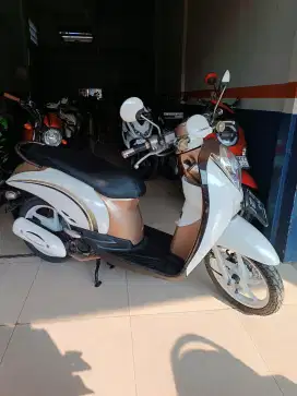 SCOOPY KARBU 2011