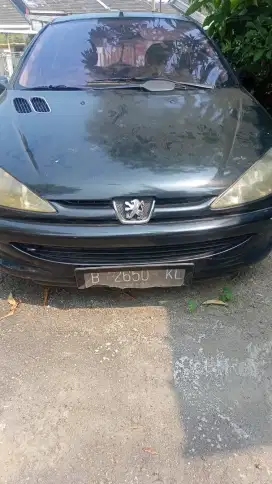 Di jual Peugeot 206 2003