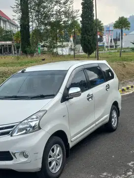 Toyota Avanza g  2013 original low km
