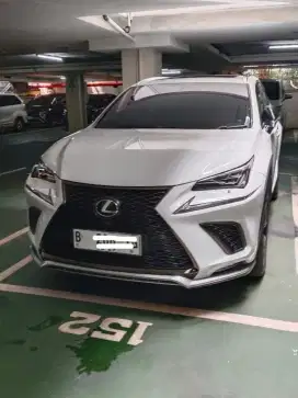 Lexus NX300 Sport Type Tertinggi 2019