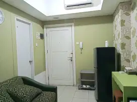 Di sewakan apartemen green lake Sunter 2 bedroom furnish
