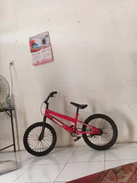 Anaknya pesantren terpaksa dijual