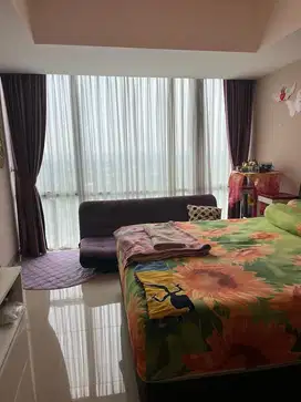 Dijual Apartemen Studio Furnished Golf View Dekat UPH Karawaci