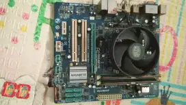 Jual mainboard intel gigabyte h55m + prosesor i7 + ram