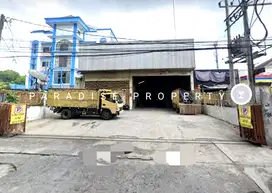 Gudang di Poros Soekarno Hatta Malang