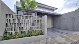 RUMAH BARU & SIAP HUNI, 15 MENIT KE KAMPUS ATMAJAYA JOGJA