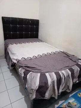 Tempat tidur Dorong