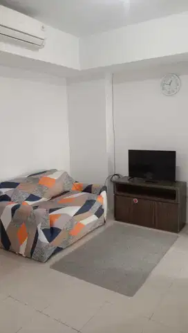 Disewakan Perbulan 2 Bedroom Furnish Apartemen Green Lake Sunter
