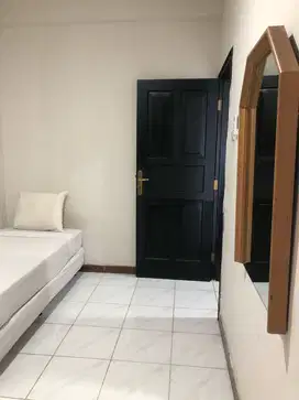 Disewakan Bulanan Kondominium Apartemen Juanda 3br Murah